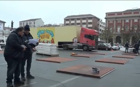 I commercianti di Alessandria contrari a ruota e villaggio di Babbo Natale in piazza della Libertà