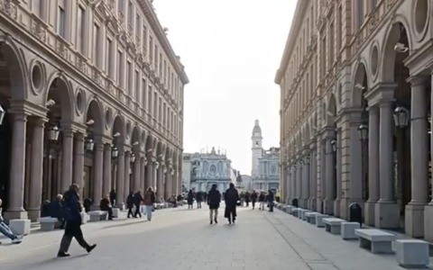 Torino, riaperto e rinnovato il tratto di via Roma tra piazza San Carlo e via Bertola