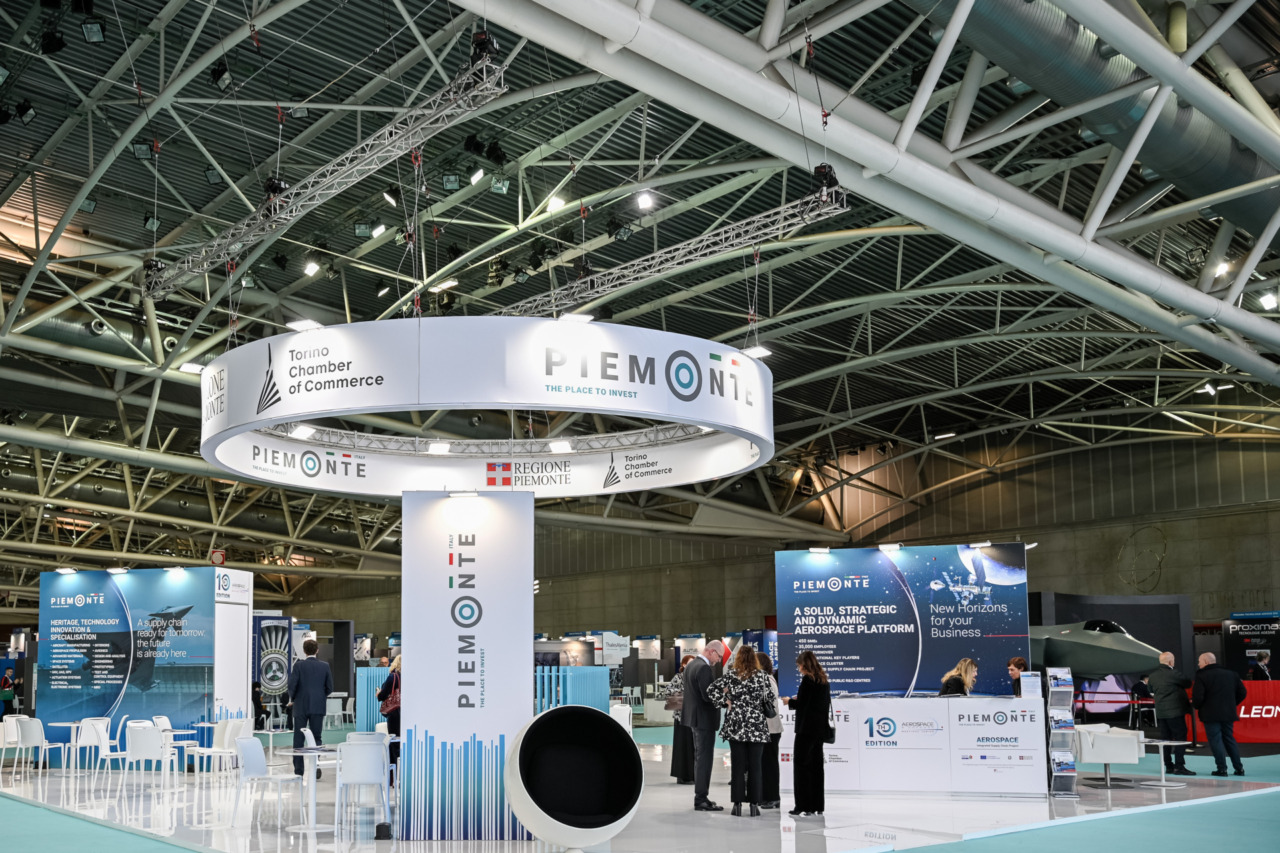 Innovazione e cooperazione globale all’Aerospace & Defense Meetings 2025 di Torino