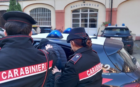 Rocambolesco inseguimento fra le province di Pavia e Alessandria, due arresti dei Carabinieri