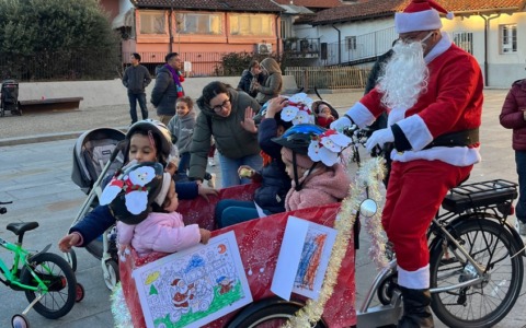 Ad Alessandria la cargo slitta di Babbo Natale: un pomeriggio all’insegna del divertimento e della solidarietà