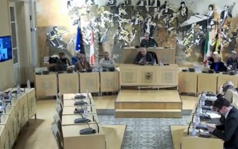 Bilancio e lavori pubblici al centro dell’ultimo consiglio comunale di Acqui Terme