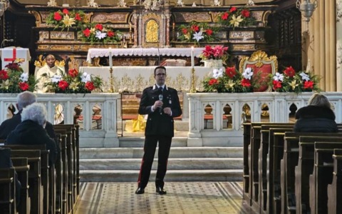 Fubine, dopo la messa i Carabinieri sensibilizzano su sicurezza e truffe agli anziani