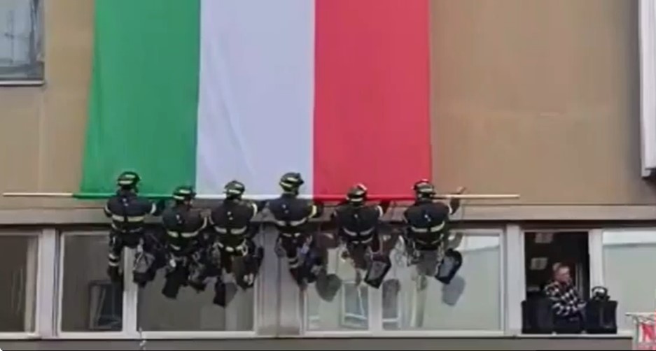 Santa Barbara, i pompieri di Torino in festa