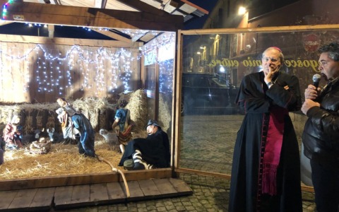 Alessandria, benedetto dal vescovo Gallese il Presepe storico del Movimento Cristiano Lavoratori