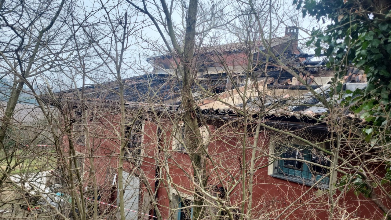 Incendio a Vignale Monferrato: va a fuoco l’abitazione dei titolari del “Munfrà”