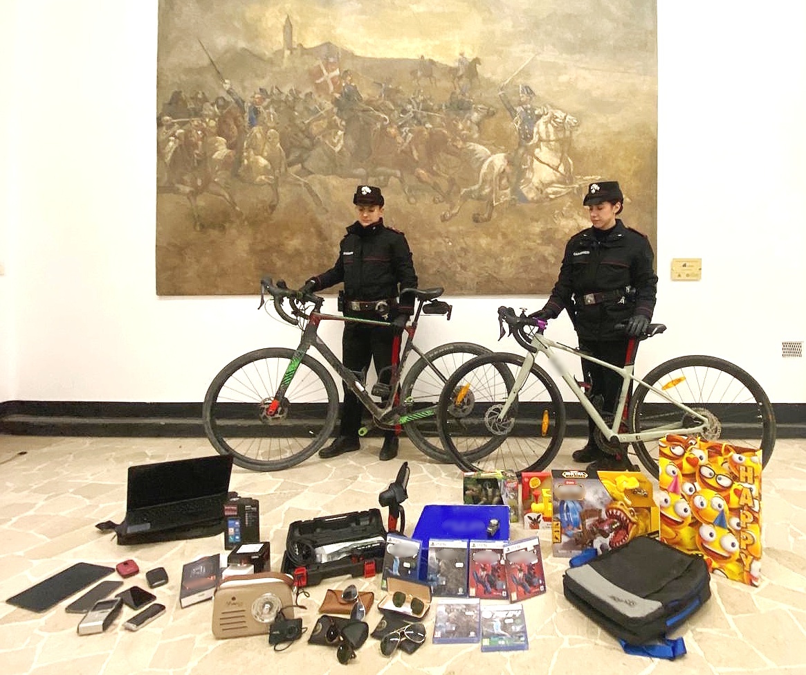 Furti e scorribande per mesi nel centro di Tortona: arrestato 18enne senza fissa dimora