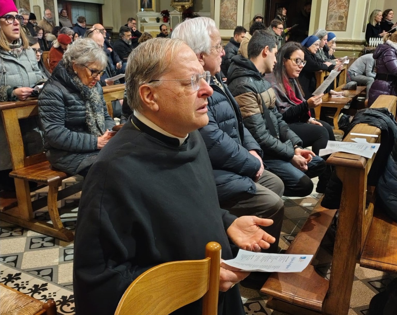 “Perdono i miei detrattori”: monsignor Gallese parla per la prima volta dopo la gogna mediatica