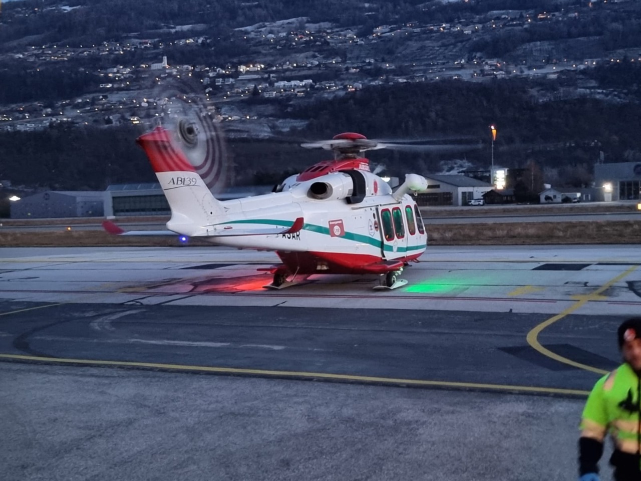 Strage di Crans-Montana, intervento di Azienda Zero con elisoccorso