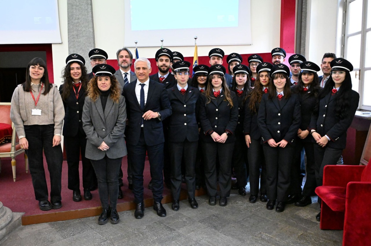 Trenitalia: a Torino il giuramento di 15 nuovi capitreno del Regionale