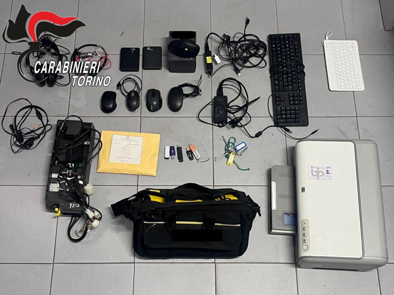 Furti nelle scuole di Venaria Reale: arrestato due volte in un mese