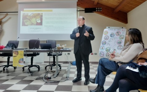 Per la prima volta a Tortona, il direttore di Caritas Italiana don Marco Pagniello