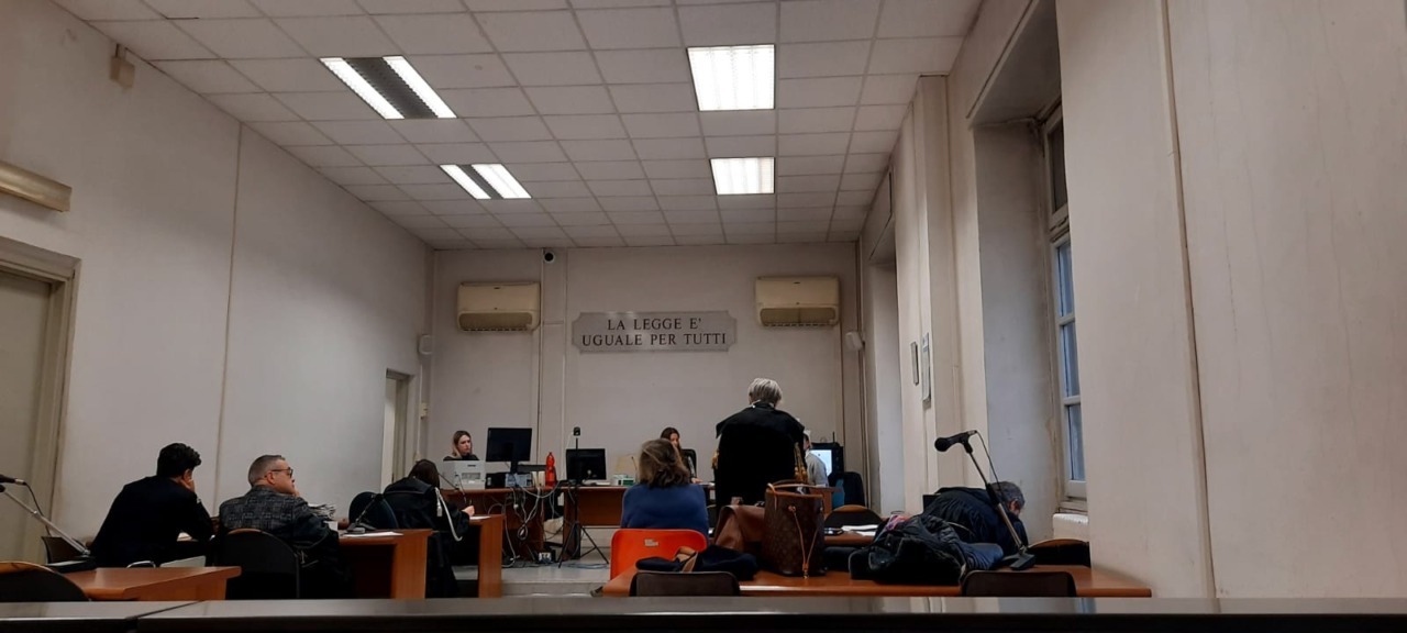 Al via il processo per la morte dell’insegnante vittima di un rogo in una scuola alessandrina
