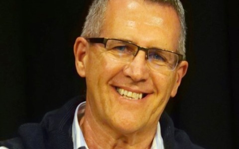 Bruno Volpi a Castellazzo Bormida con il suo ultimo romanzo: “Ritratto di nobildonna”