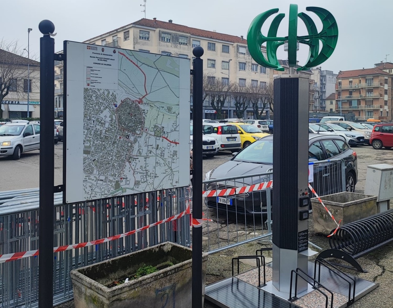 A Valenza due nuove colonnine per la ricarica elettrica