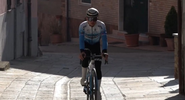 Il giovane ciclista Gabriele Peluso debutta tra i professionisti