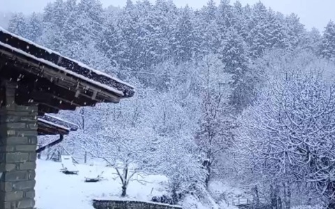 Piemonte e Valle d’Aosta si sono svegliate sotto pioggia e neve