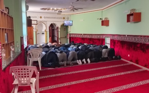 Ramadan, iniziato il mese sacro per i mussulmani. Terminerà il 19 marzo