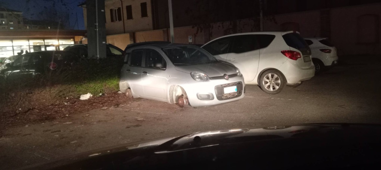 Furto di gomme ad un’auto nel quartiere Cristo ad Alessandria