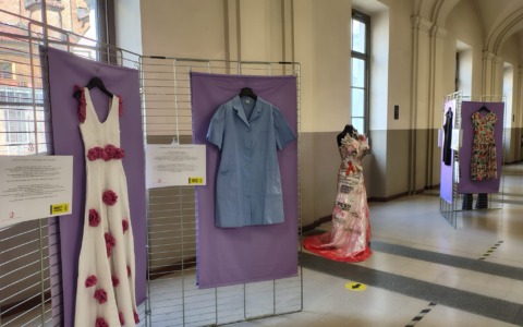 “Come eri vestita?” Ad Alessandria la mostra antiviolenza contro i pregiudizi
