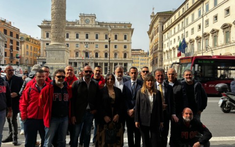 Ex Ilva, sindacati riconvocati per il 12 marzo. Fornaro: “Ancora incertezze per il futuro delle acciaierie”