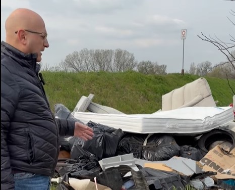Discarica abusiva in via Stortigliona a Spinetta Marengo: Priano (FdI) chiede al Comune di intervenire