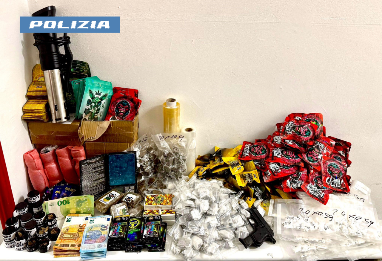 Arrestato 20enne a Torino per droga: sequestrati quasi 5 chili tra hashish, marijuana e cocaina