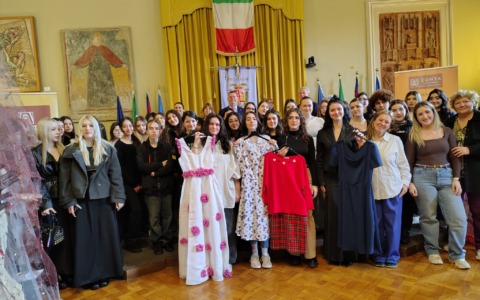 Ago e filo all’istituto Vinci di Alessandria contro la violenza di genere