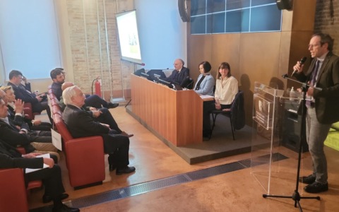 80 anni di dedizione, impegno e passione dei costruttori edili di Alessandria raccolti in un libro