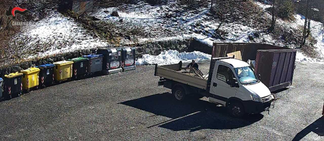 Sorpreso a saccheggiare l’isola ecologica: denunciato pensionato nelle Valli di Lanzo