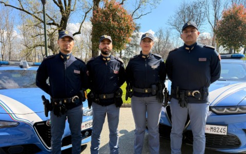 Torino, minaccia di gettarsi dal ponte Duca degli Abruzzi: salvato dalla Polizia
