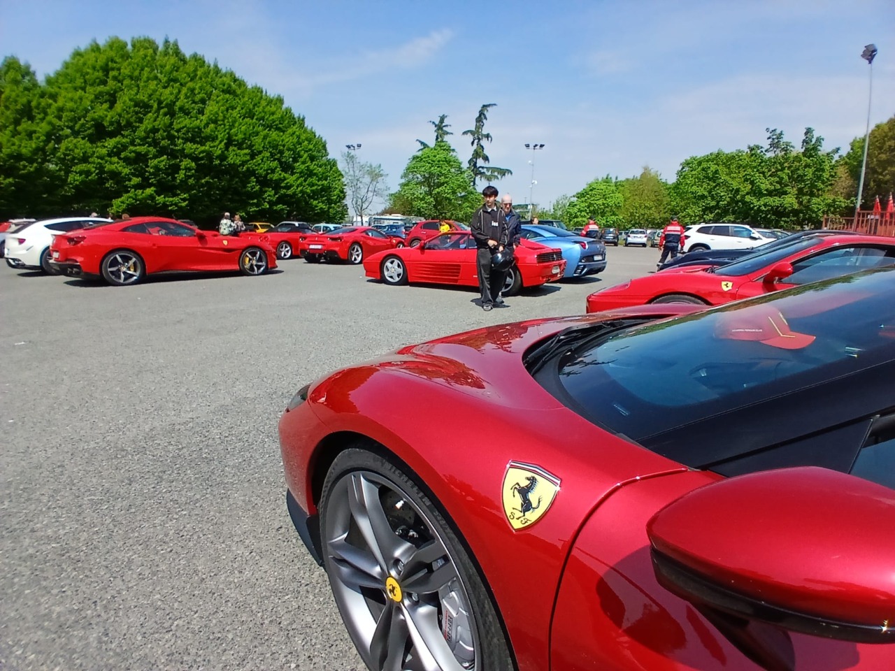 La Rossa e gli alpini: orgoglio italiano a Novi Ligure a sostegno dell’Ail