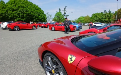 La Rossa e gli alpini: orgoglio italiano a Novi Ligure a sostegno dell’Ail