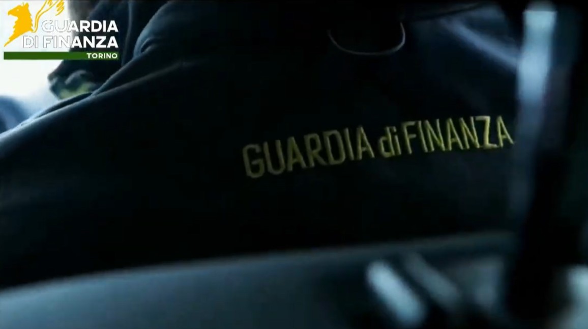 Frode fiscale internazionale, coinvolta anche una società di capitali del torinese