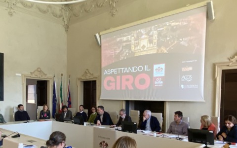 Aspettando il Giro d’Italia: a Filo Diretto il sindaco di Novi Ligure Rocchino Muliere e Chiara Vignola