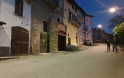 Donna trovata morta a Vignale Monferrato: accoltellata alla gola