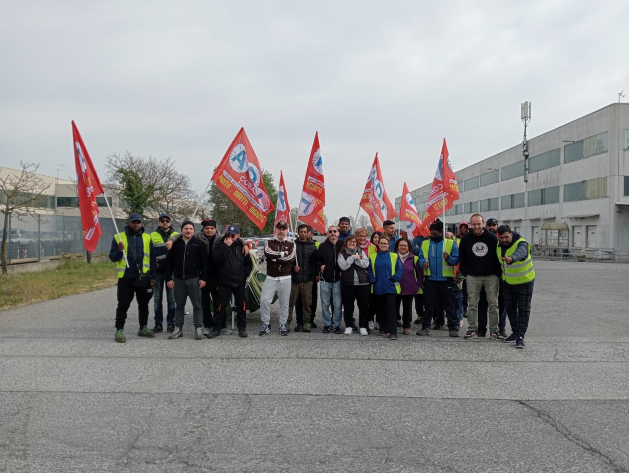 Sciopero al magazzino Colussi di Tortona: “Blocco delle merci contro il rischio chiusura”