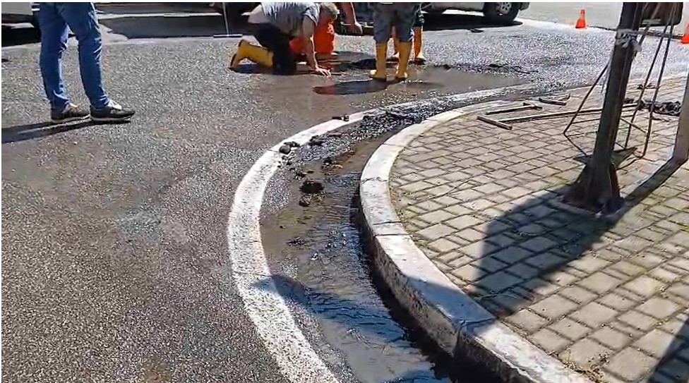 Guasto ad una tubatura tra Spalto Rovereto e Via Guasco ad Alessandria