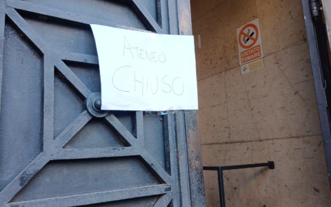 Chiusa l’università di Alessandria: giovane donna di 27 anni precipitata dall’ultimo piano