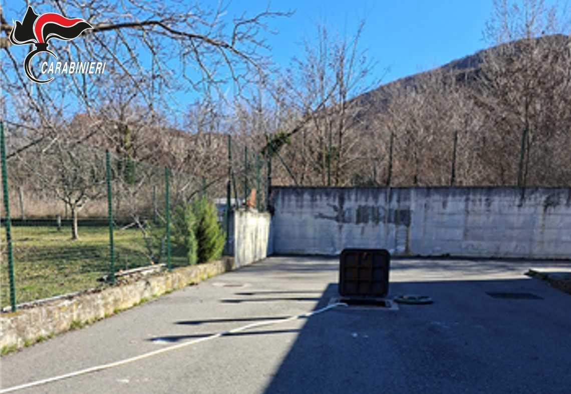 Tenta di rubare del gasolio da una cisterna: denunciato un 48enne a Susa