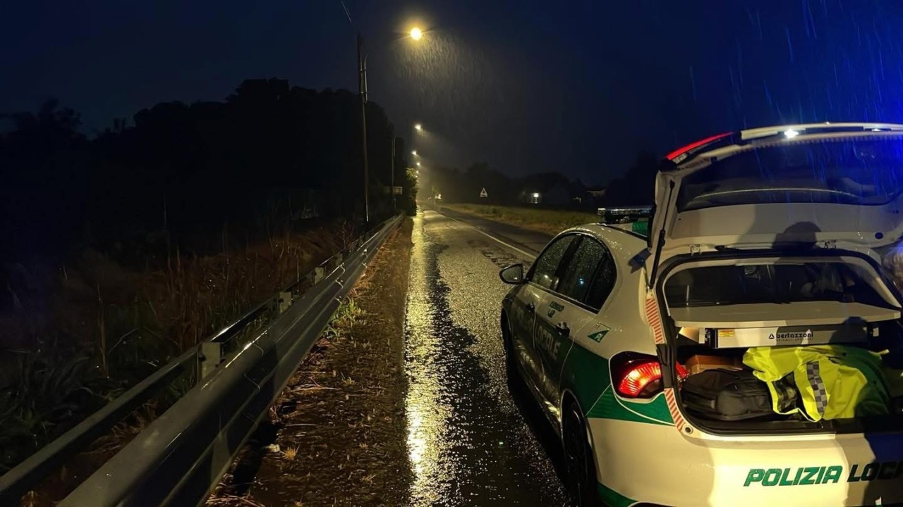 Rio Lovassina sotto osservazione: allagati campi e statale