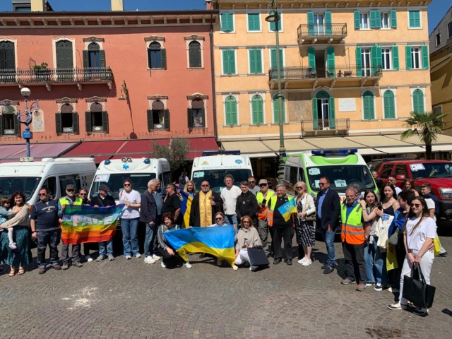Undici ambulanze da Verona verso l’Ucraina: nuova missione di solidarietà