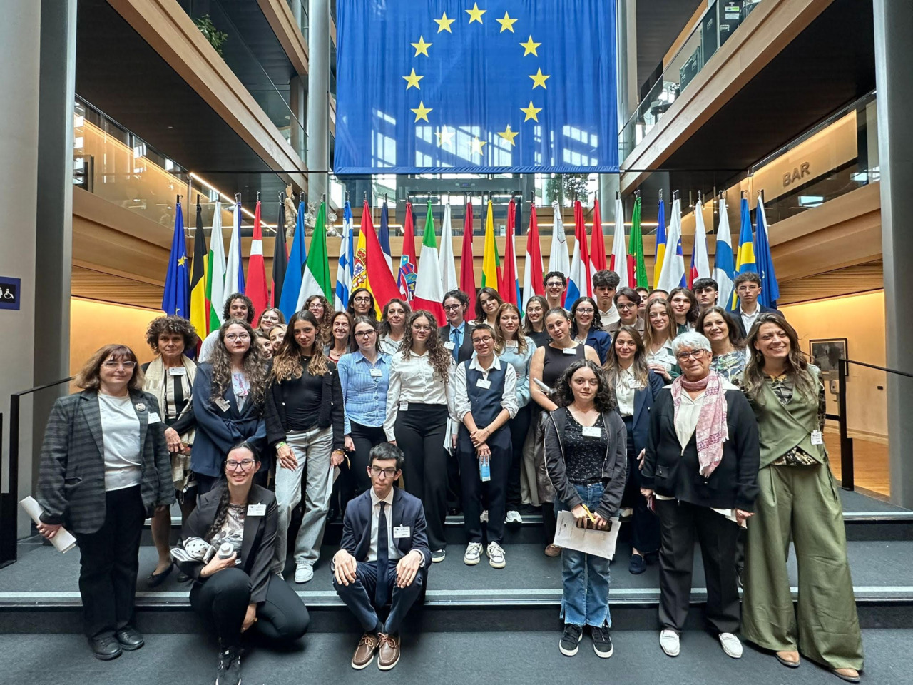 Tre studentesse tortonesi a Strasburgo per lo stage dei vincitori del concorso “Diventiamo cittadini Europei”