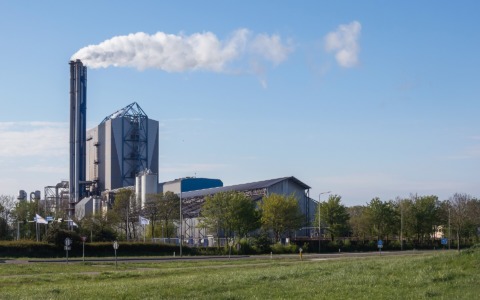 Termovalorizzatore nell’area ex Acna, scontro politico tra Lega e Pd