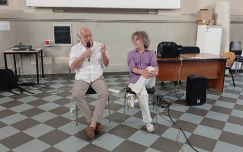 Il regista Davide Ferrario incontra gli studenti del liceo Eco di Alessandria