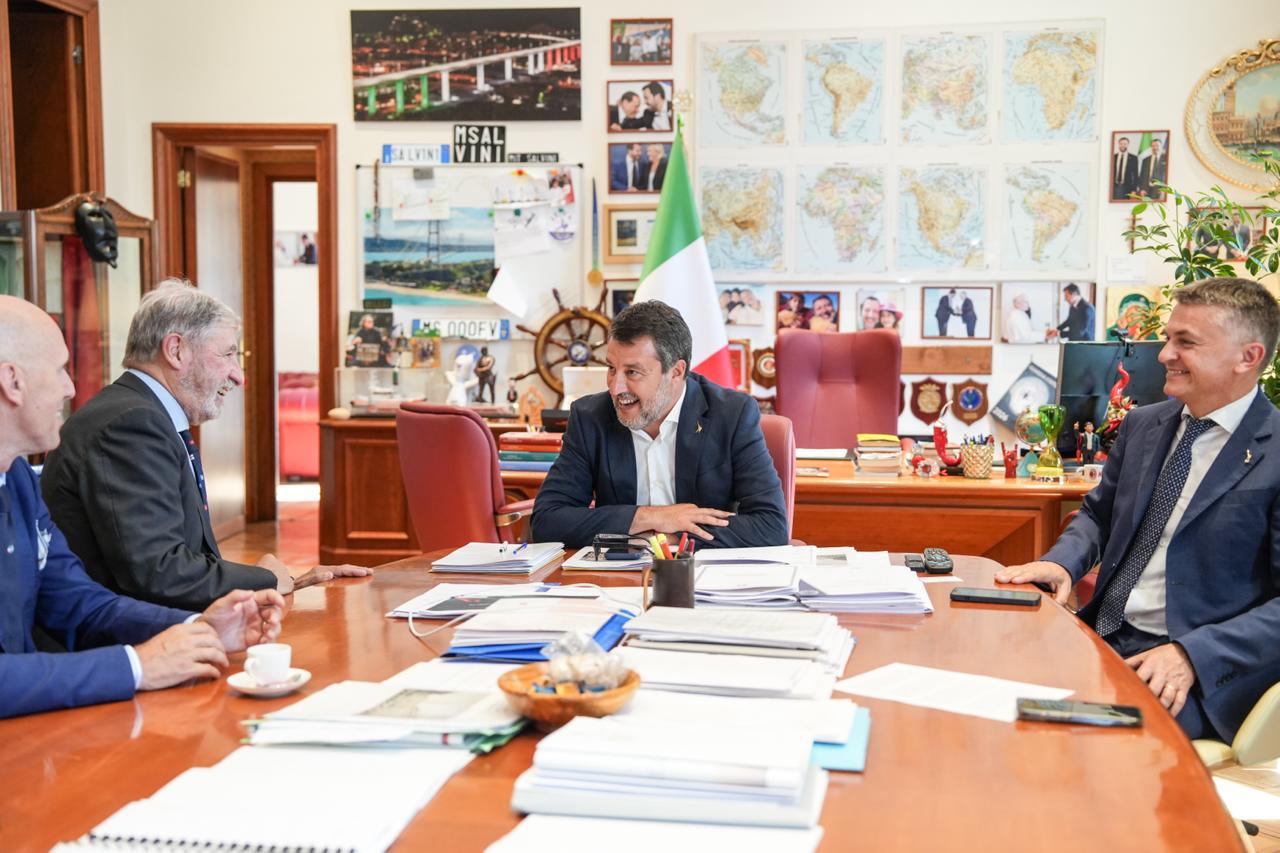 Infrastrutture: incontro tra il vicepremier Salvini ed il presidente della Liguria Bucci