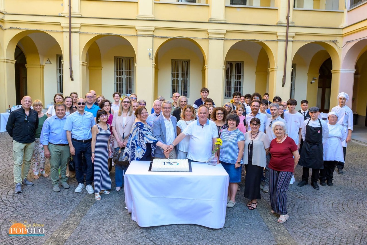 Buon Compleanno al giornale diocesano tortonese Il Popolo: 130 anni di articoli al servizio della comunità