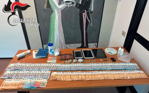 Operazione antidroga a Cascinette d’Ivrea: arrestata una coppia per spaccio