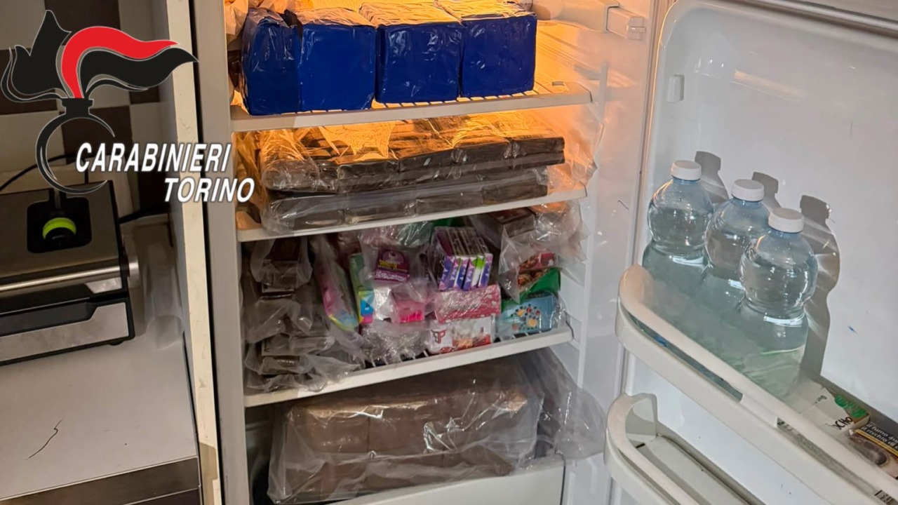 Maxi sequestro di droga in un appartamento alle spalle della Gran Madre a Torino: 2 arresti