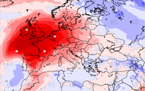 Forte e prolungata ondata di caldo, nel weekend il picco arriverà anche sull’Italia